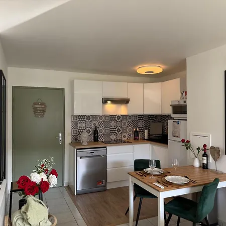 Hotel apartamentowy Eden Spa, Bien Etre , Patio De Standing Barbecue - Tv Xl Cinesport, Lit Q-size, Wifi, P-gratuit En