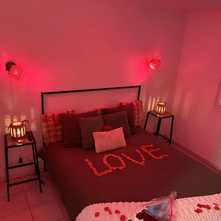 Hotel apartamentowy Eden Spa, Bien Etre , Patio De Standing Barbecue - Tv Xl Cinesport, Lit Q-size, Wifi, P-gratuit En 4*