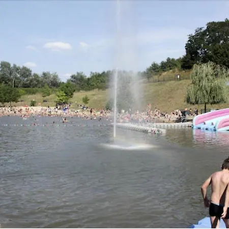 Eden Spa, Bien Etre , Patio De Standing Barbecue - Tv Xl Cinesport, Lit Q-size, Wifi, P-gratuit En