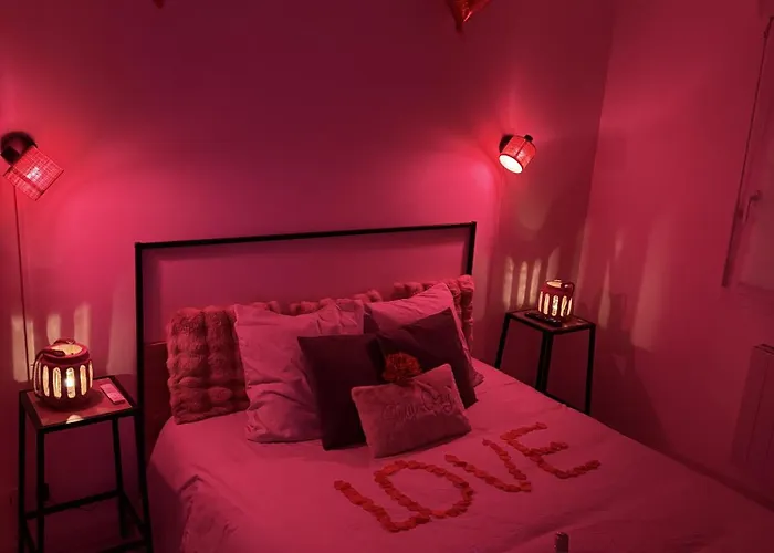 Eden Spa, Bien , Patio De Standing Barbecue - Tv Xl Cinésport, Lit Q-size, Wifi, P-gratuit En Résidence 4* Avion