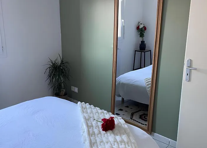 Eden Spa, Bien , Patio De Standing Barbecue - Tv Xl Cinésport, Lit Q-size, Wifi, P-gratuit En Résidence Appart hôtel