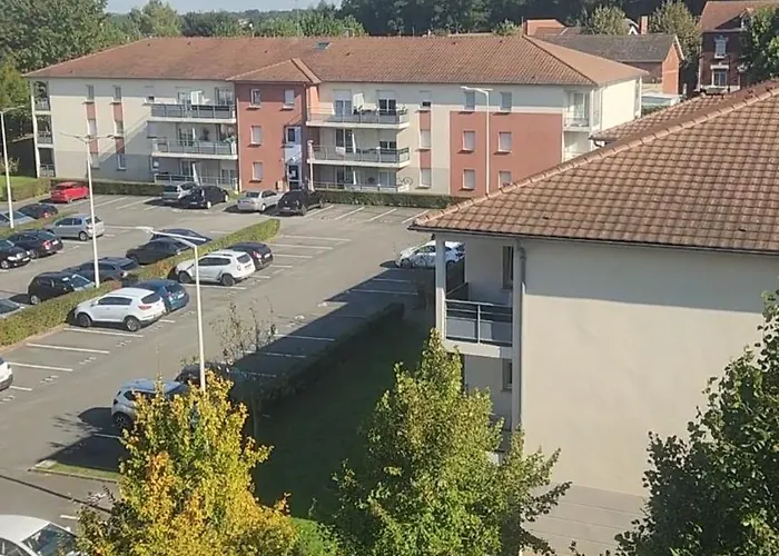 Appart hôtel Eden Spa, Bien , Patio De Standing Barbecue - Tv Xl Cinésport, Lit Q-size, Wifi, P-gratuit En Résidence Avion