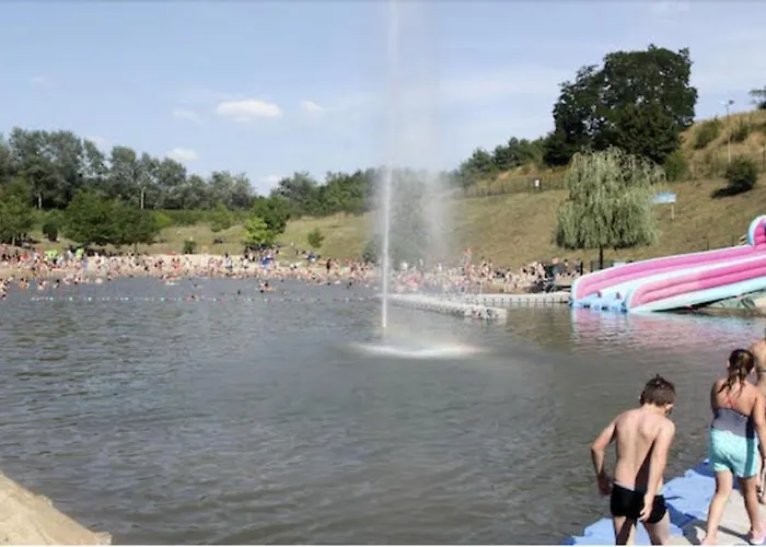 Eden Spa, Bien , Patio De Standing Barbecue - Tv Xl Cinésport, Lit Q-size, Wifi, P-gratuit En Résidence